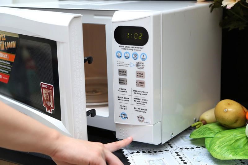 Những lưu ý khi chọn dịch vụ sửa chữa lò vi sóng